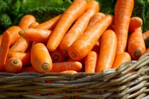 gesunde Haare gesunde Ernährung Karotten